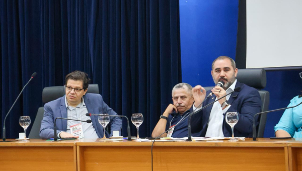Alece realiza sessão solene em homenagem ao trabalho das cooperativas cearenses na agricultura familiar e camponesa