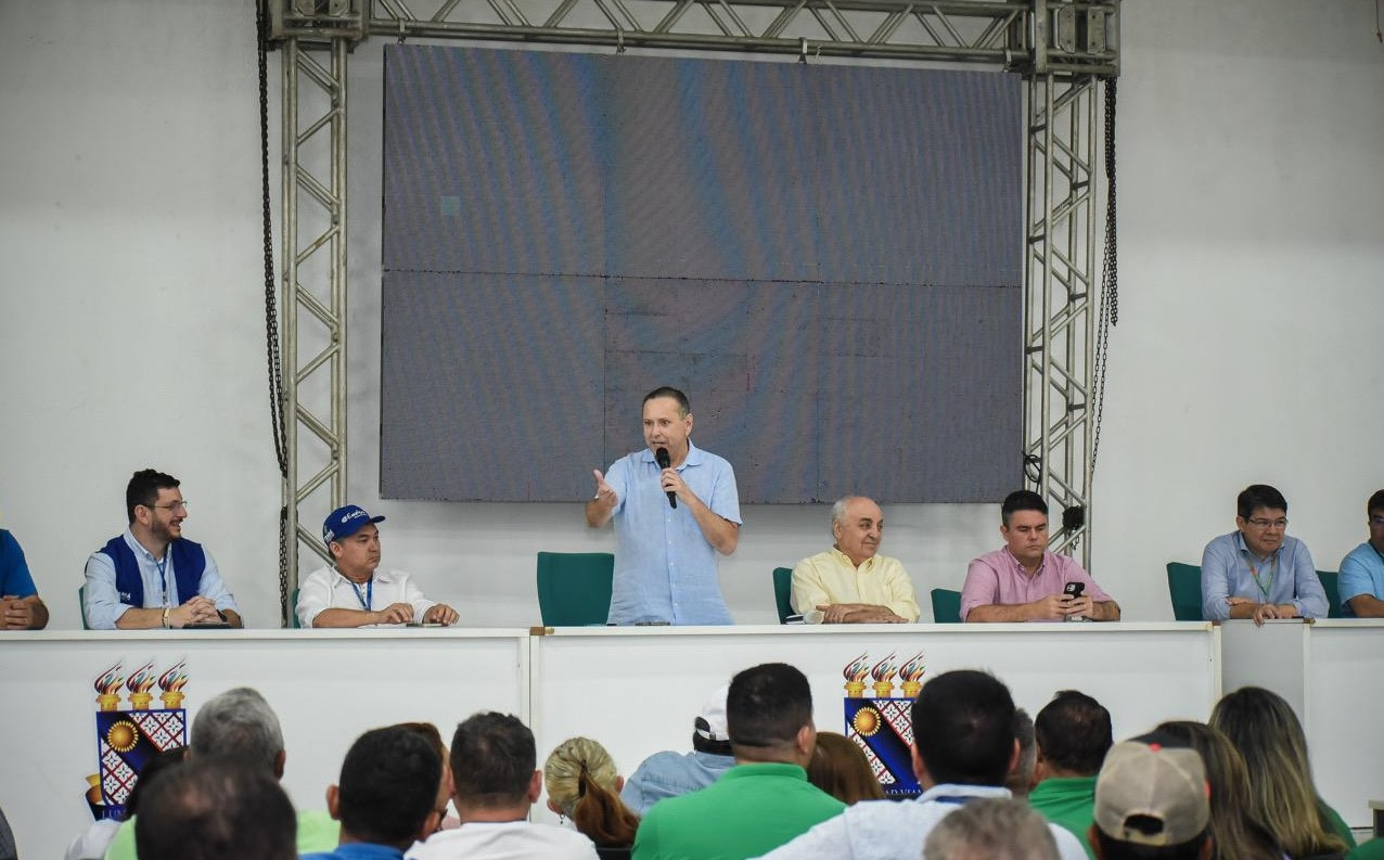 Cooperativas participam de encontro em Tauá para debater a agricultura familiar no Ceará