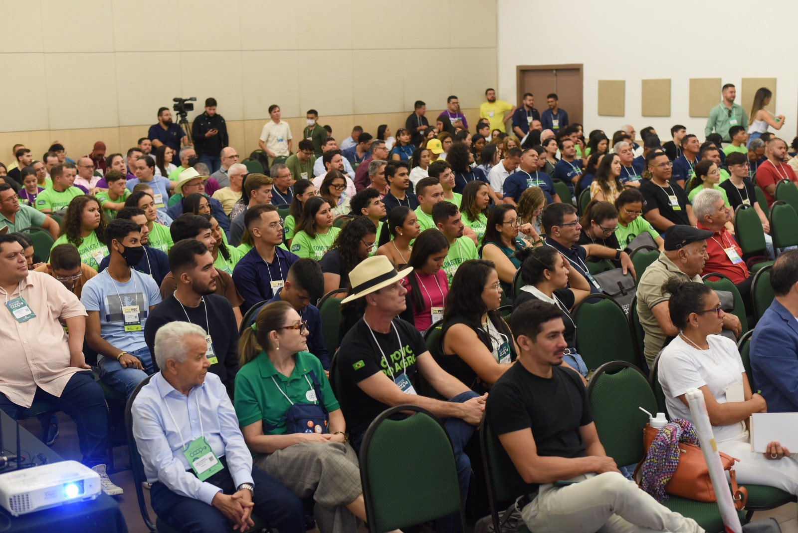 Segundo dia do Espaço SomosCoop conecta cooperativismo cearense às pautas globais e destaca juventude e articulação política