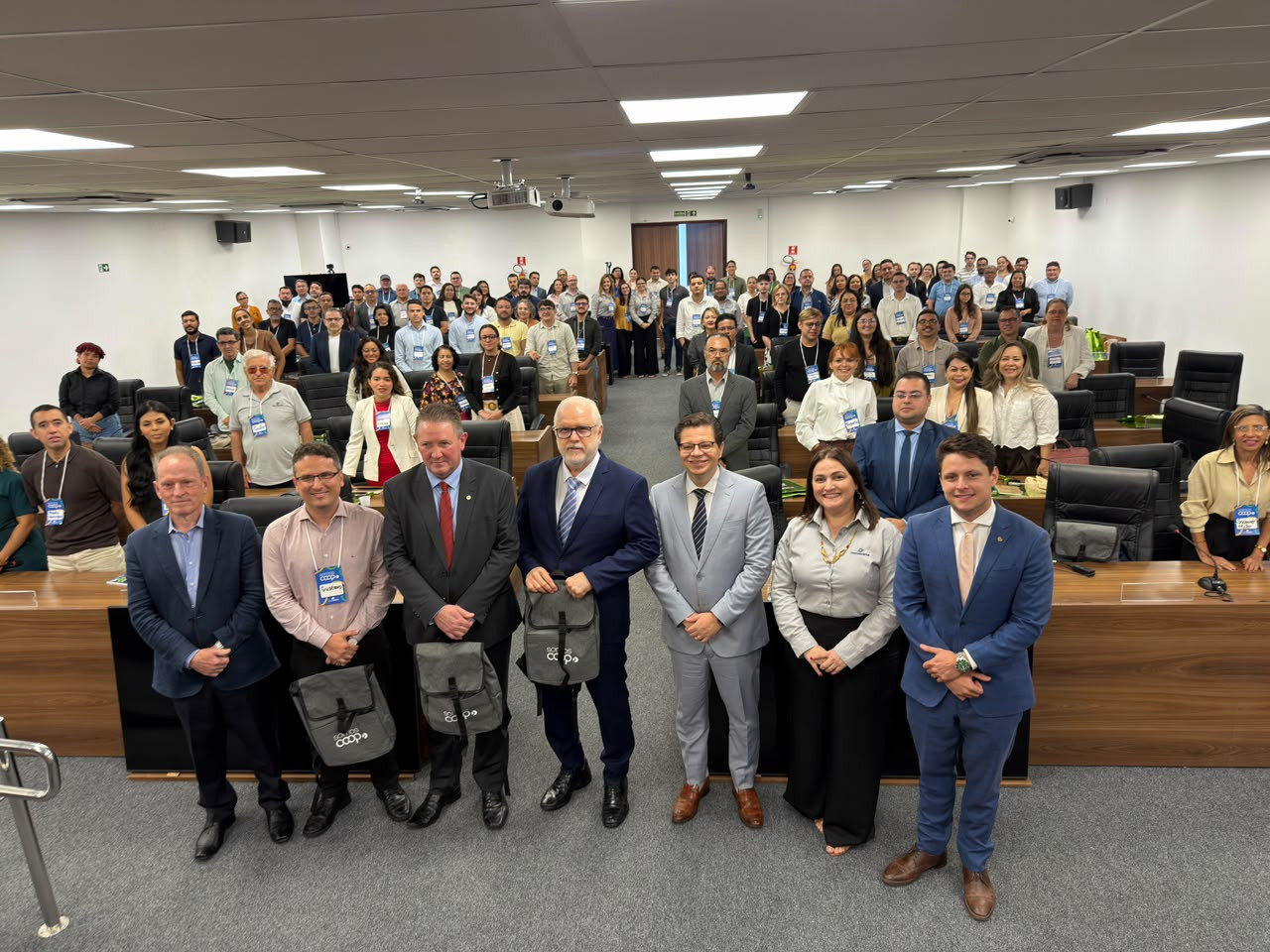 Seminário reúne áreas contábil e jurídica para discutir Reforma Tributária nas cooperativas
